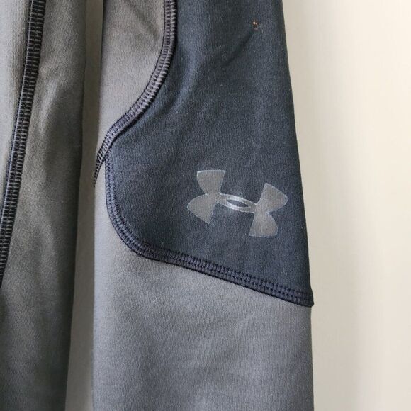 Under Armour 1/4 Zip Polyester Coldgear Compression Athletic Shirt | Men Size M - Picture 3 of 9